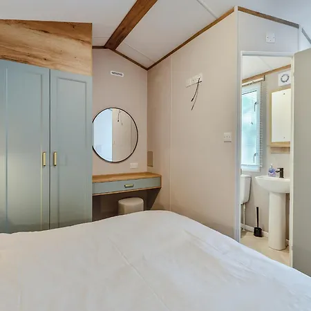 Country Park * Cawood