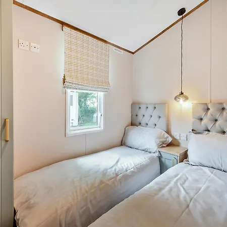 Country Park * Cawood