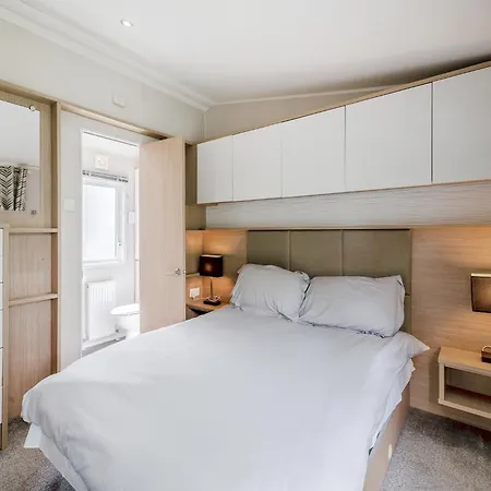 Country Park 홀리데이파크 *